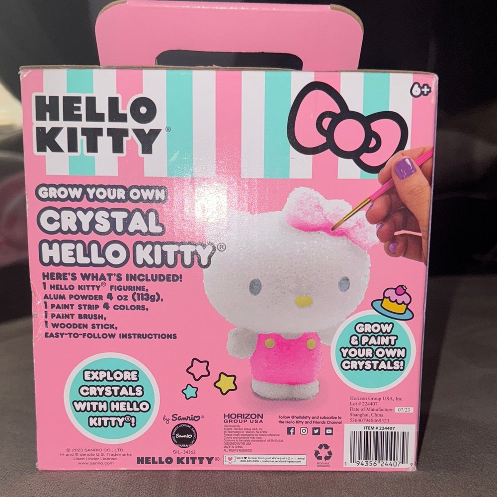 Hello Kitty Crystal Growing Kit - Picture 2 of 2
